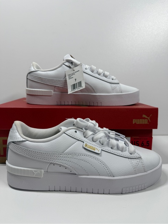 Puma Shoes - NIB Puma Court Platform Sneaker Size: 7